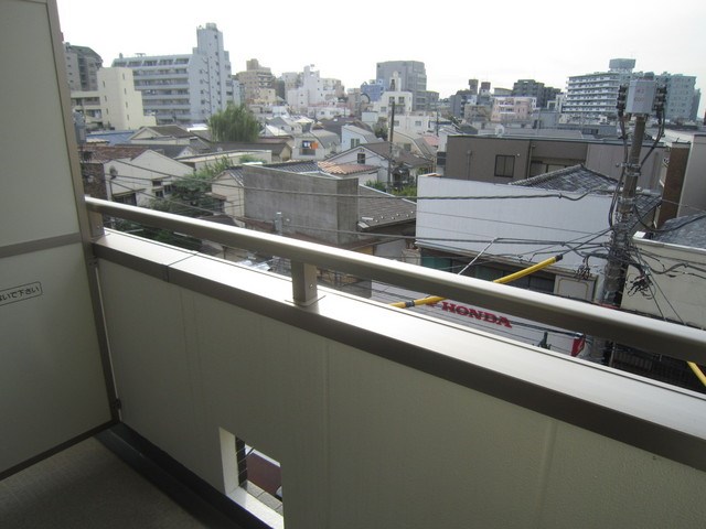 プレミール中野  ベランダ