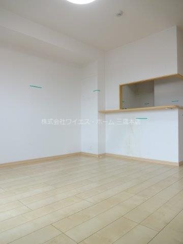 アベニール三鷹　 リビング