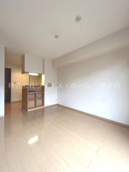 ラテール・ブリエ リビング