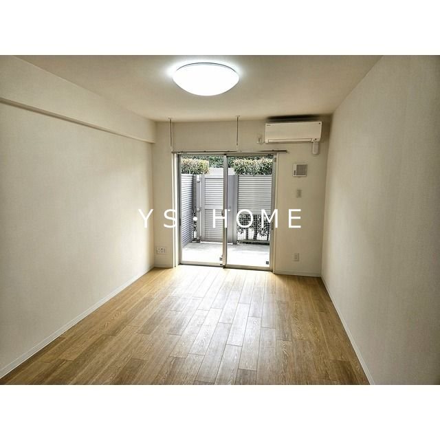 ガーデン荻窪 リビング