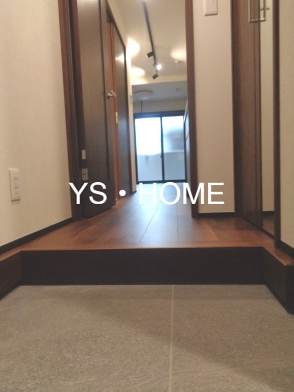 つむぎの杜　西荻みなみ 玄関