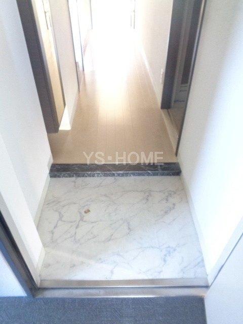 Ｈｏｌｚ浜田山（ホルツ浜田山）  玄関