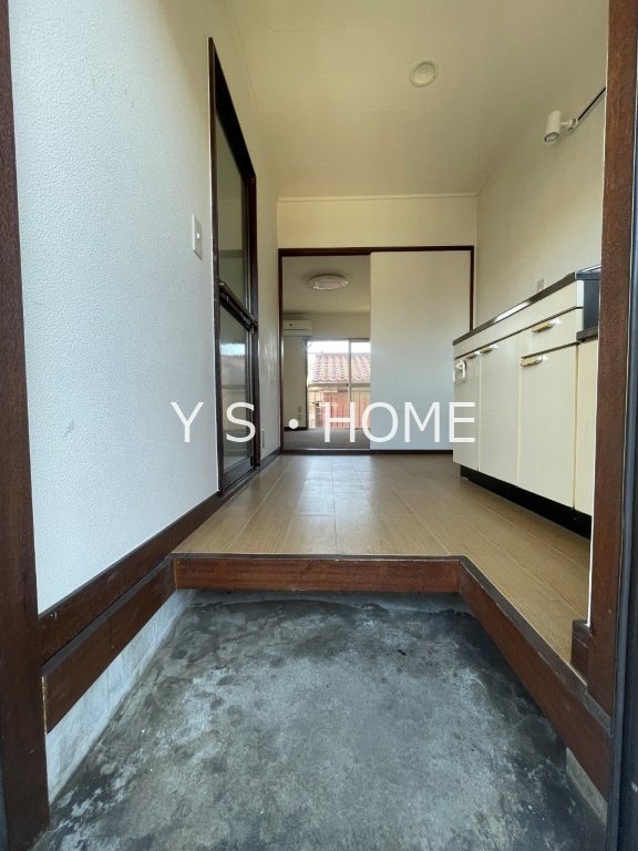 上原コーポラス 玄関