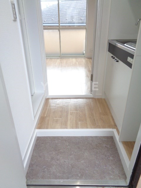 フルハウス中野南台 玄関