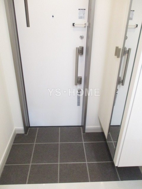 SUNNY　COURT 玄関