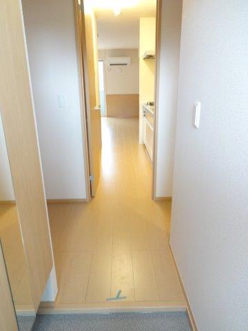 Avancer Akane  玄関