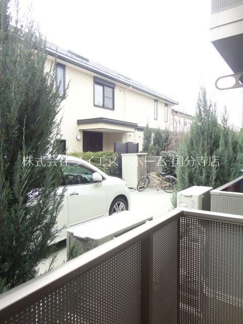 コルヌイエ ベランダ