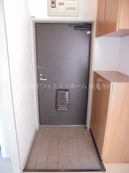 ハイツアゼリア 玄関