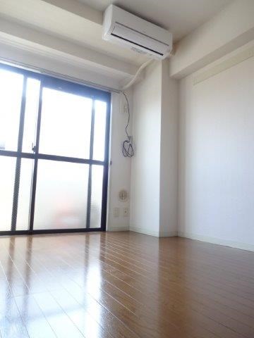 メゾン雅 ベッドルーム