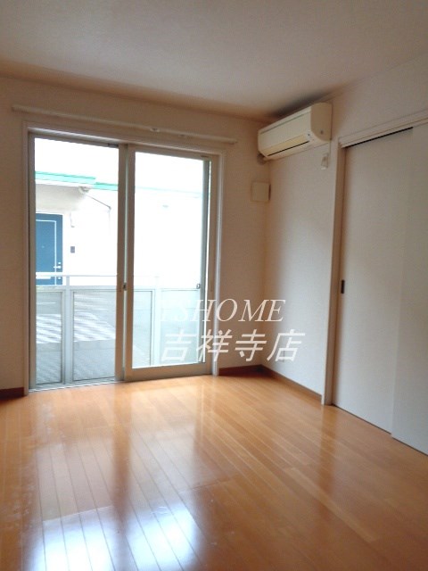 ベルデュール吉祥寺東町 リビング