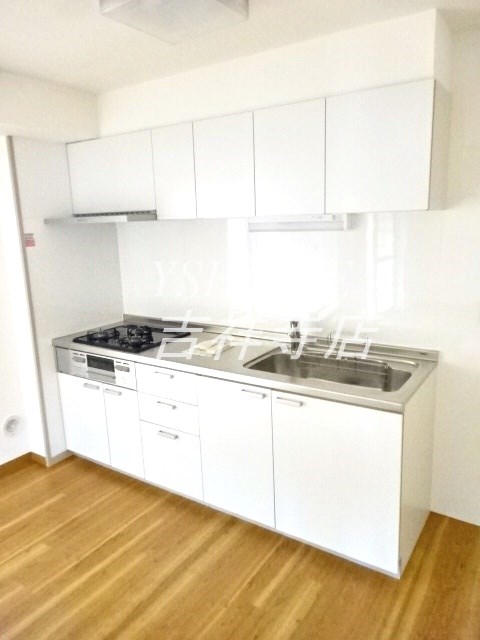 第一秀恵レジデンス キッチン