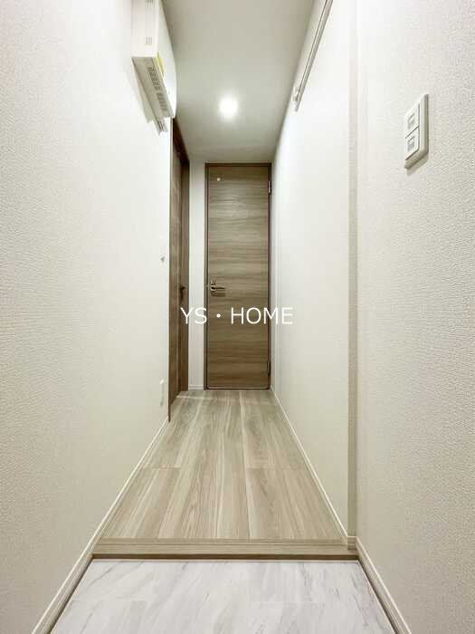 セレスティア若宮 玄関