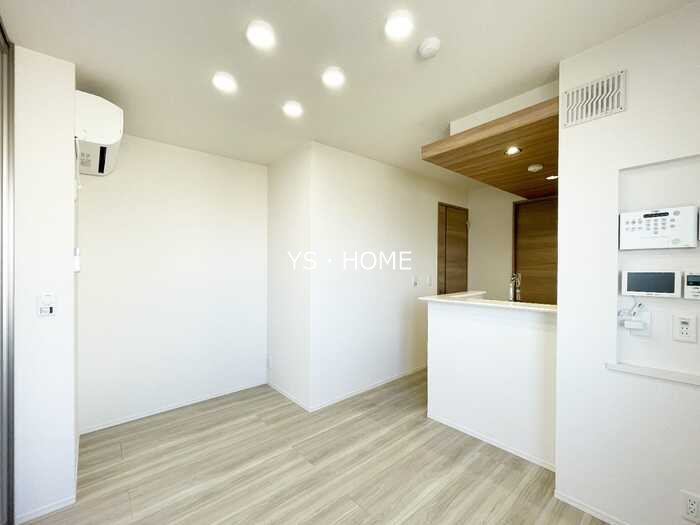 セレスティア若宮 リビング