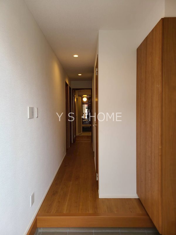 Kolet鷹の台 玄関