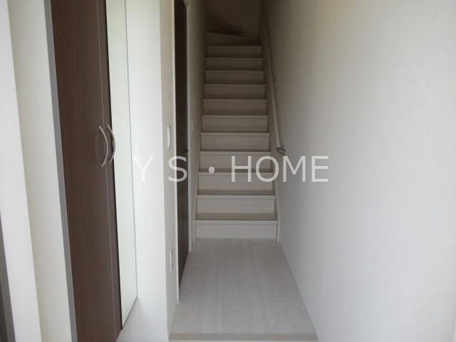 カメリアコート 玄関