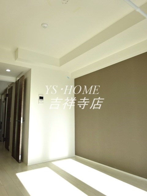 CROSS吉祥寺  リビング