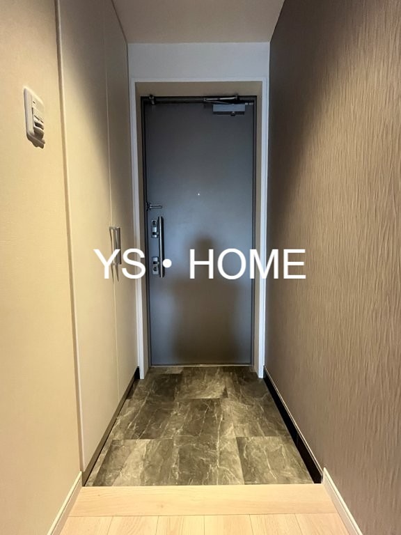 オーパスレジデンス吉祥寺 玄関