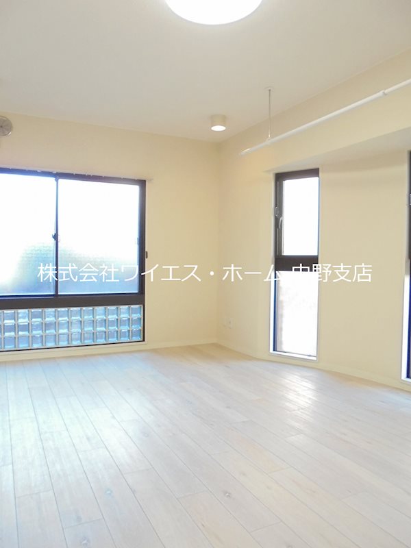 グラッドストーンズ蔵 リビング