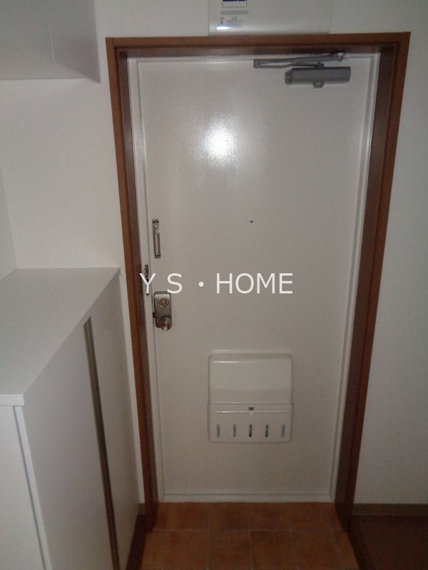 ビーラマツムラ 玄関