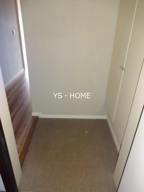 Prescelto弐番館（プルシェルト） 玄関