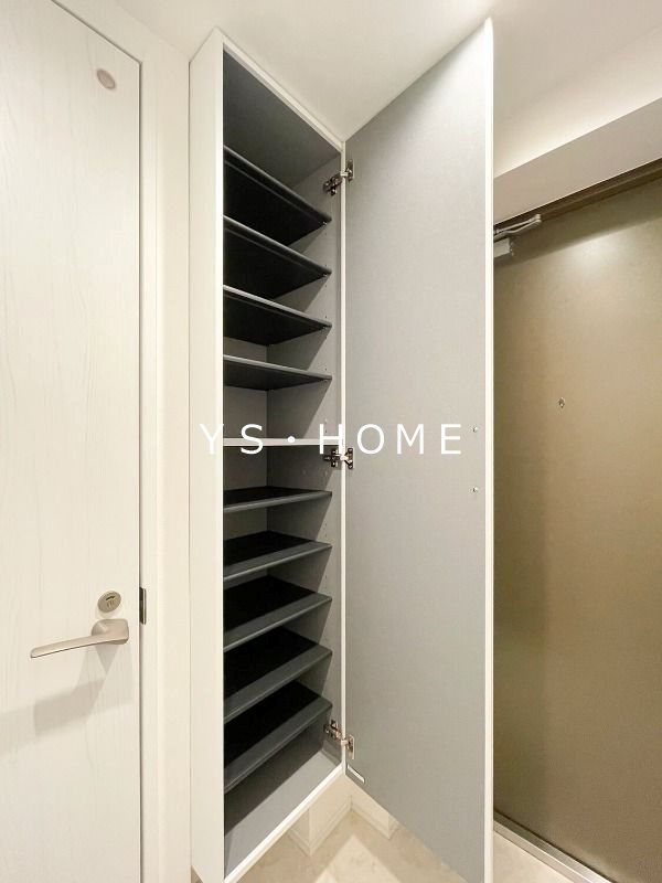 エルファーロ善福寺 玄関