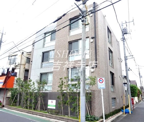 ウェルスクエアイズム高井戸 外観