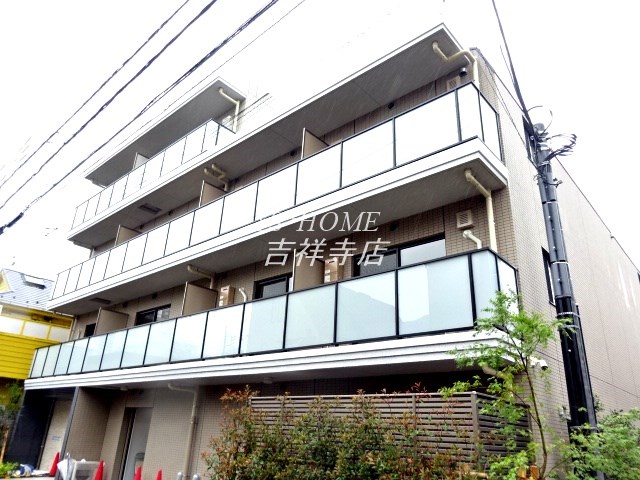 クレイシア三鷹 外観