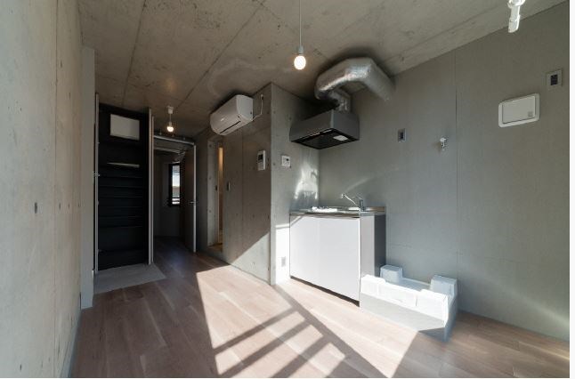 グラウンデュークス武蔵関 玄関