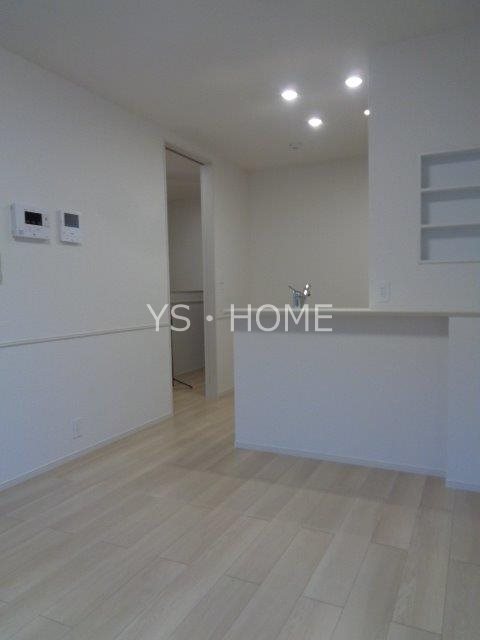 メイ・ガーデン その他17