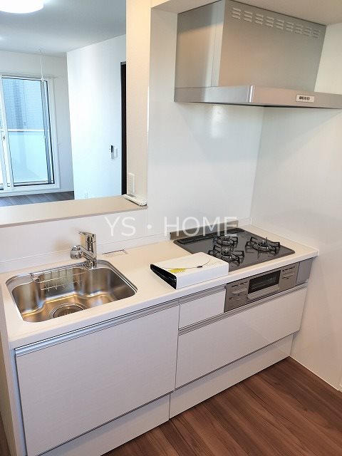 レーヴェ東戸倉Ⅰ  キッチン