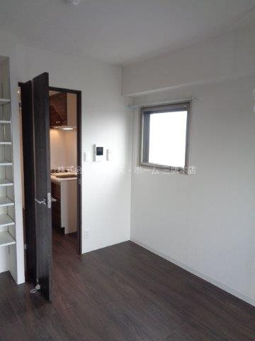 グランドレジデンス三鷹  ベッドルーム