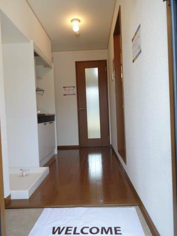 ボワ・フルール　Ａ  玄関