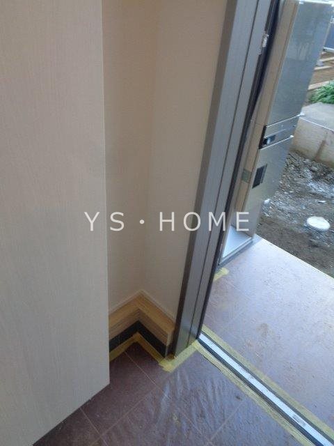 Pregio吉祥寺H  玄関