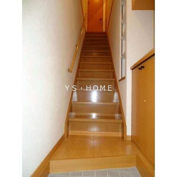 ガーデニアヒルズ 玄関