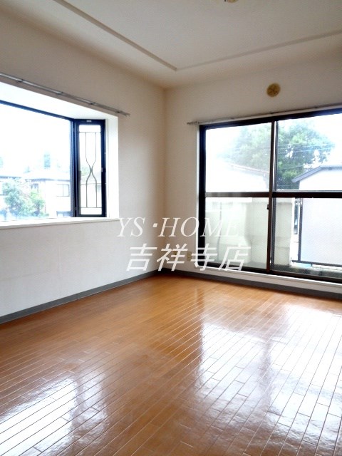 ベルガーデン リビング