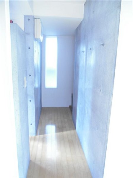 モジュロール　ミタカ 玄関