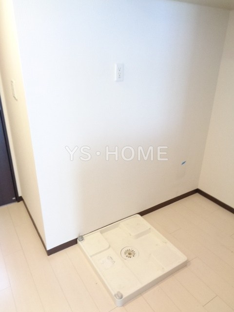 リナセールナオミ その他3