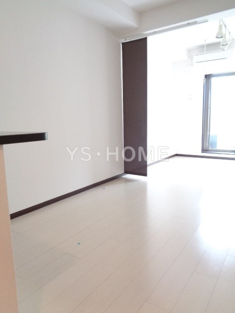 リナセールナオミ その他14