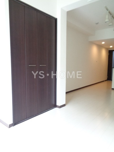 リナセールナオミ その他15