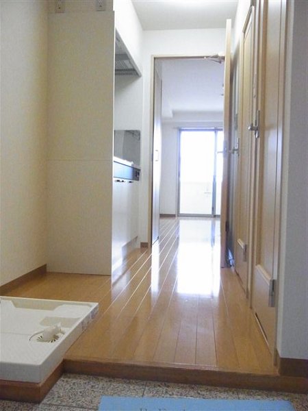 カリスヤマガ 玄関