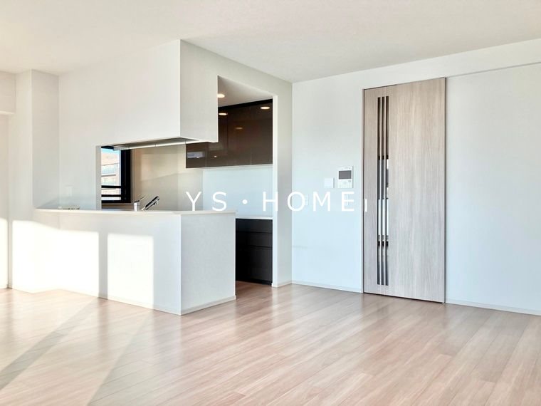 ガーラ・レジデンス三鷹シャインパークス リビング