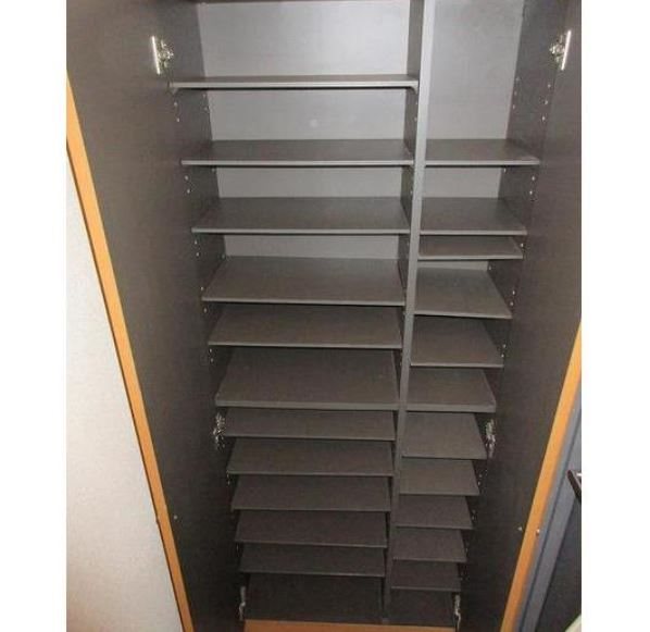 エコタワーバオバブ 玄関