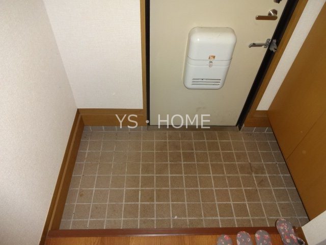 サンクレストA 玄関