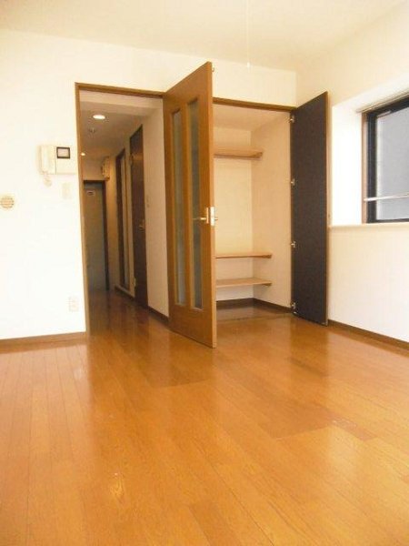 イル・マーレ東 リビング