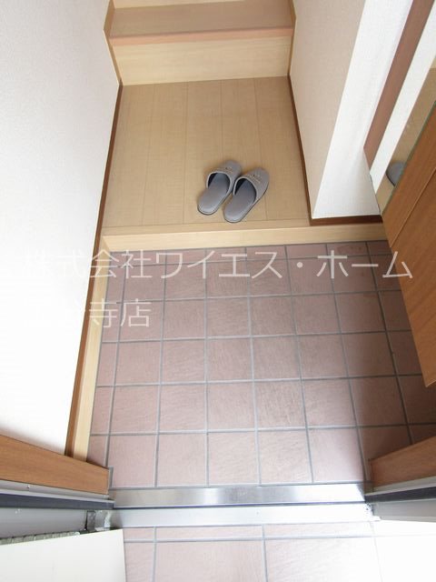 クレイドル 玄関