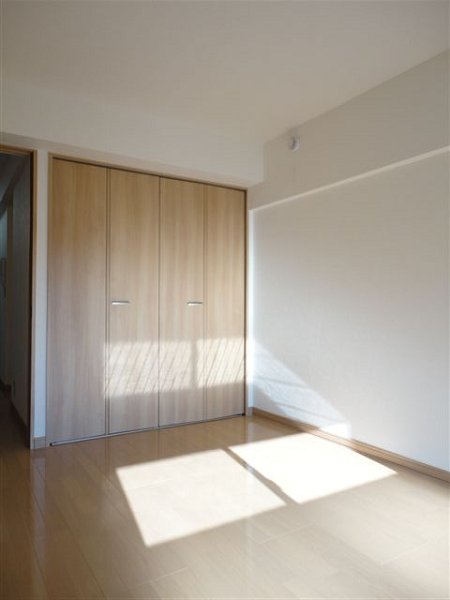 小川マンション ベッドルーム