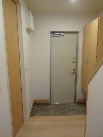 ソラーナ国分寺 玄関