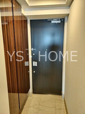 シティハウス吉祥寺北町  玄関