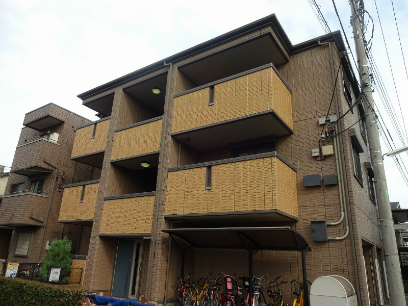 トリアード 外観