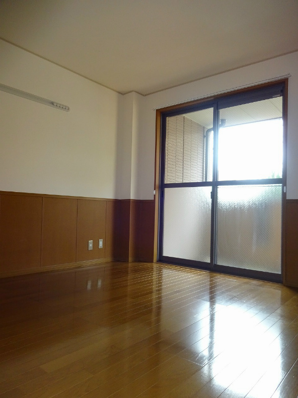 トリアード ベッドルーム